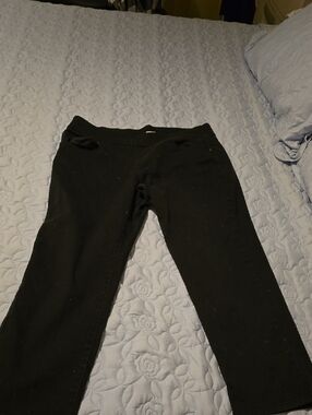 Time and Tru Black Straight Leg Women’s Jeans